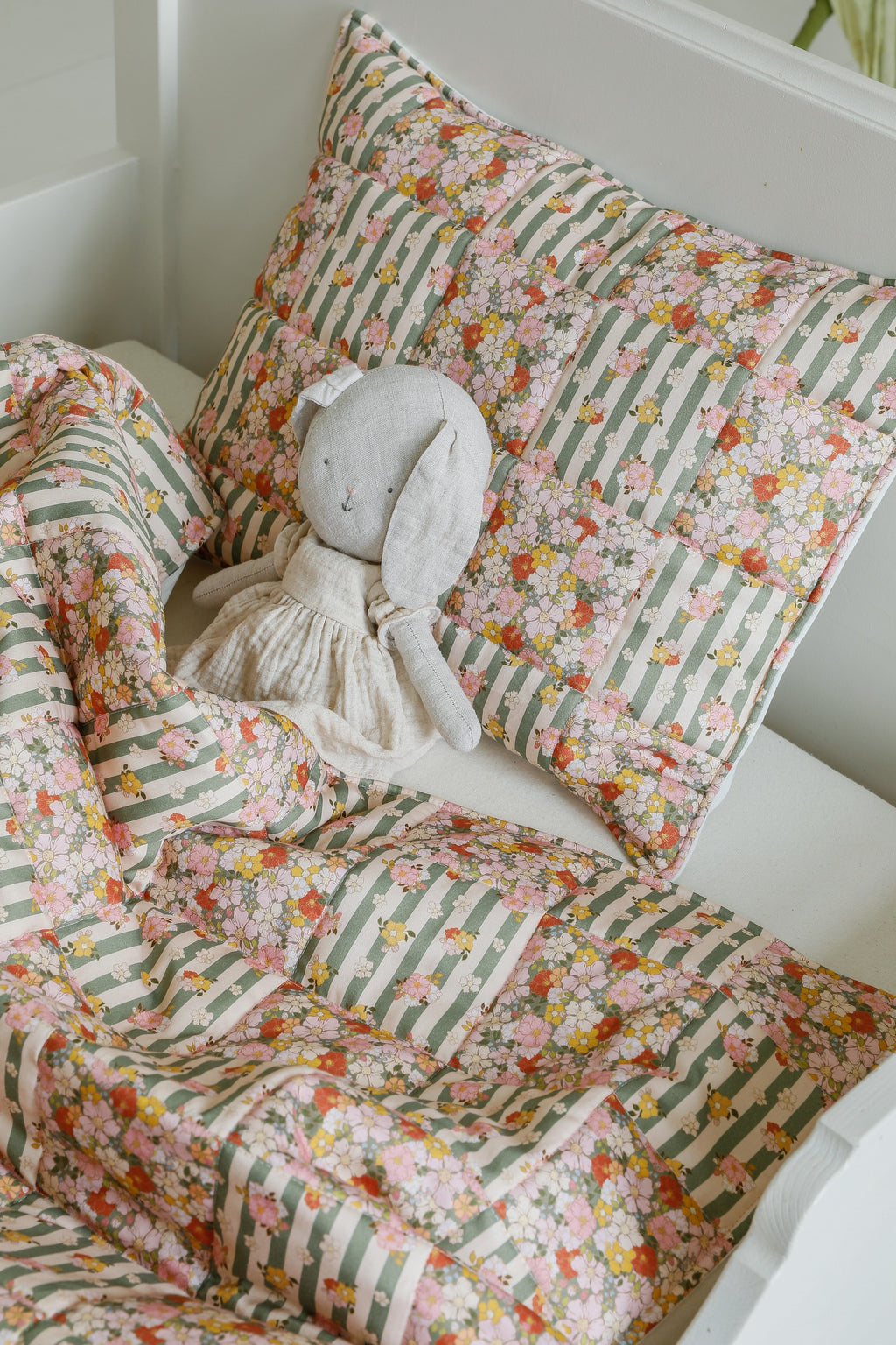 Cotton Quilted Patchwork Blanket + Pillow Set Large - Green Garden